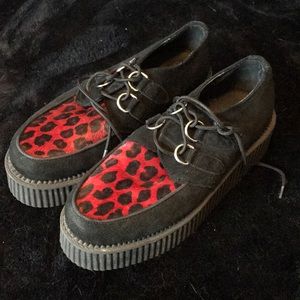 Red Leopard Platform TUK Creepers